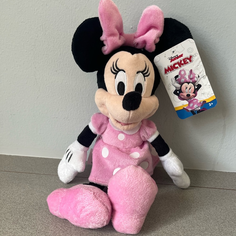 Disney Minnie Mouse Pink & Black 9” Plush Toy NWT